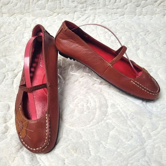Coldwater Creek Ballet Flats Mary Jane Style Leather Suede Floral Cutout Size 6M - Picture 4 of 12